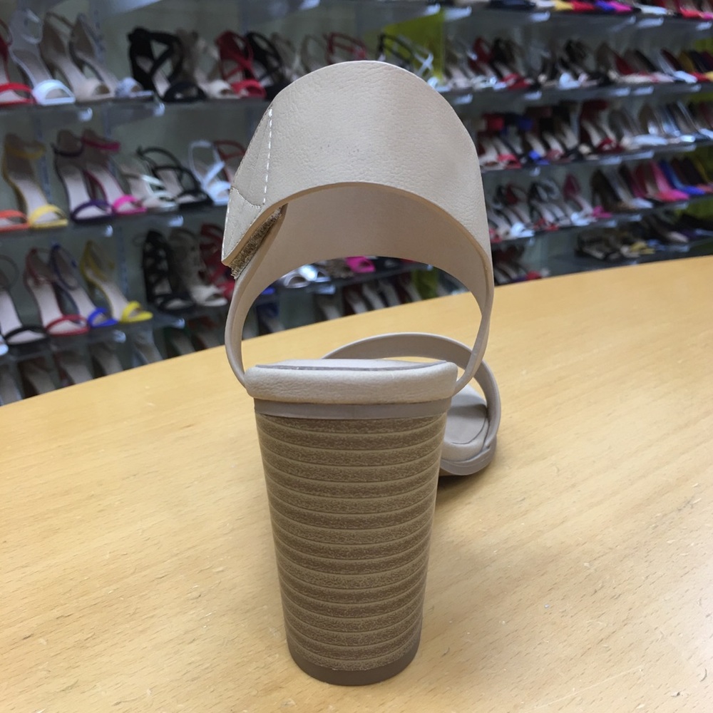 Restock! Soda Natural Velcro Strap Stacked HEEL - Picture 8 of 11